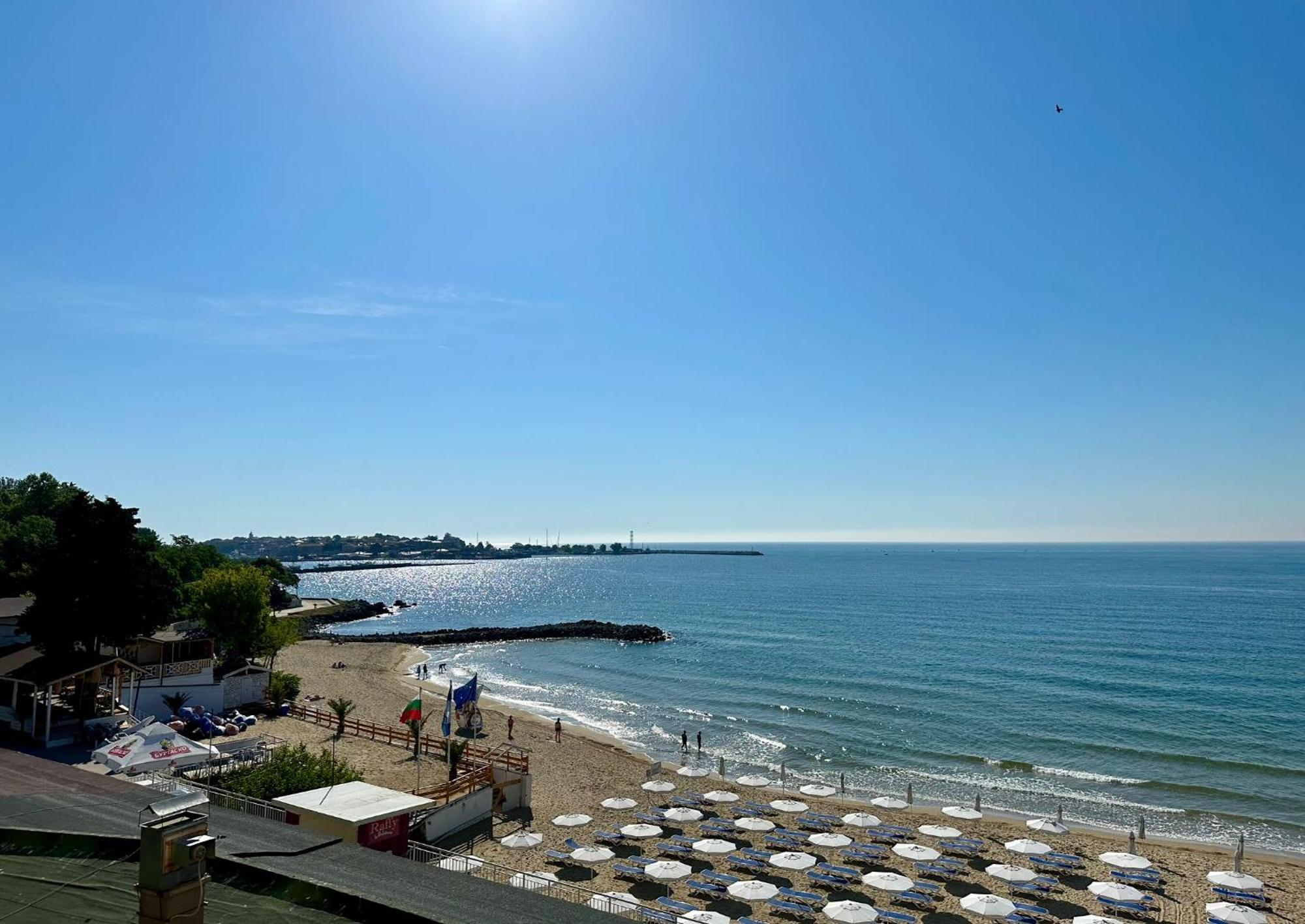 Apartment Complex Mirage Of Nessebar Exterior photo